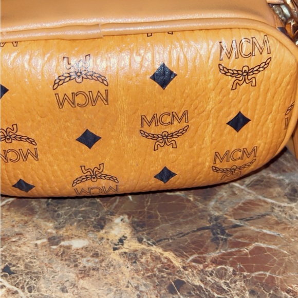 MCM mini bookbag - Picture 4 of 13